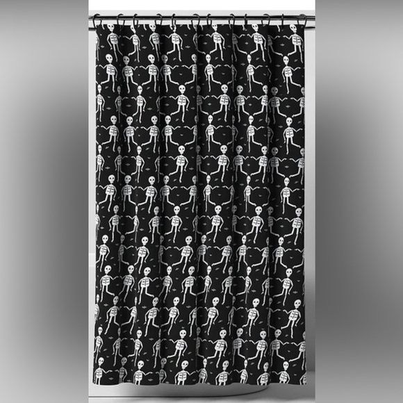 🆕 HYDE and EEK Halloween Glow-in-the-Dark Skeleton Shower Curtain Black - Picture 1 of 6